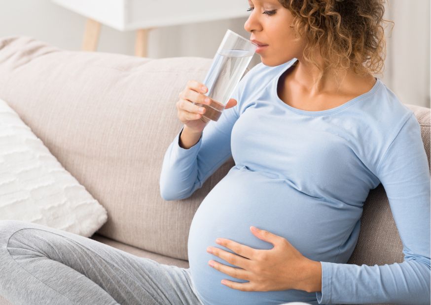 Sete in gravidanza, scopri la corretta idratazione | Acqua Sorgesana
